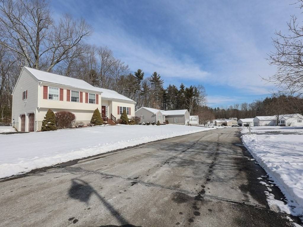 Hudson, NH 03051,23 Glasgow Cir #23