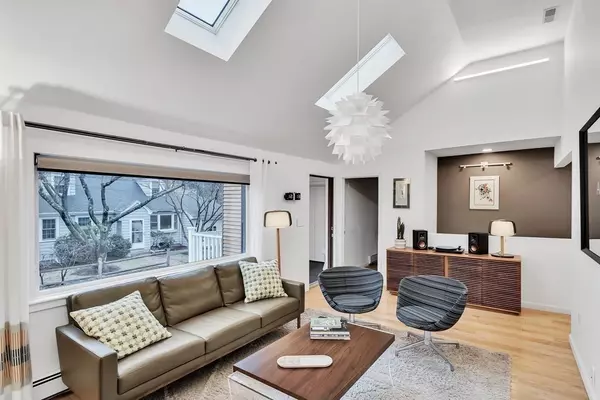 Newton, MA 02459,51 Glen Ave #51