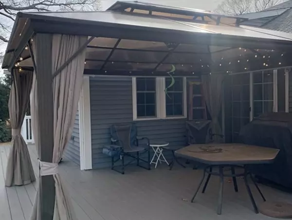 North Attleboro, MA 02760,106 Old Post Rd