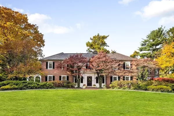 Newton, MA 02465,35 Wykeham Rd
