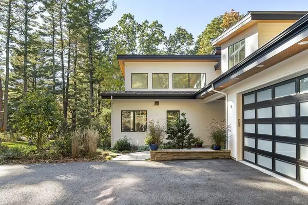 Lincoln, MA 01773,58 Weston Rd