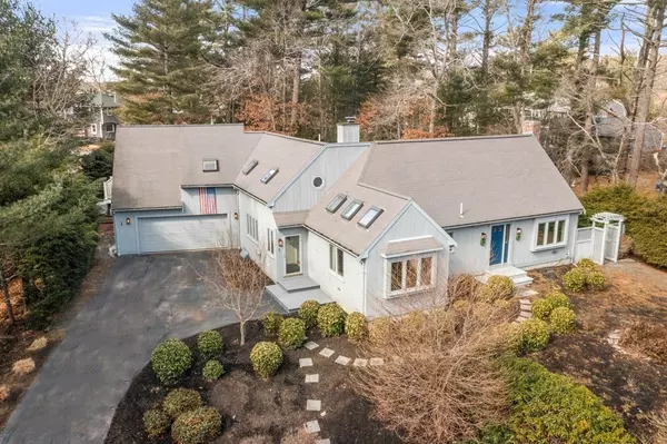 3 Howard Dr, Plymouth, MA 02360