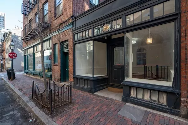 Boston, MA 02114,20 Myrtle St