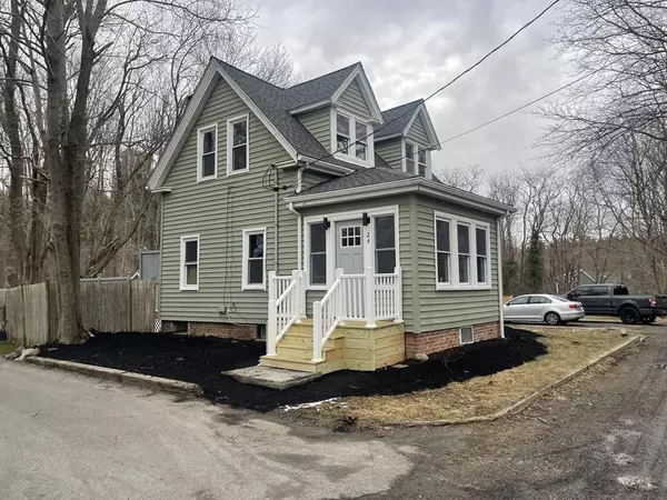 Hanson, MA 02341,24 Bowker Ave