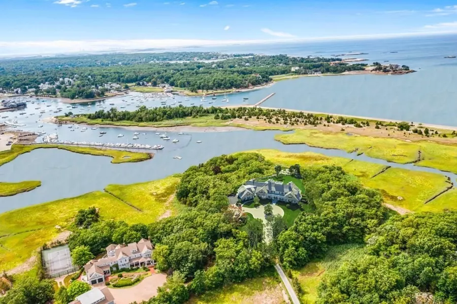 2 Baileys Island Road, Scituate, MA 02066