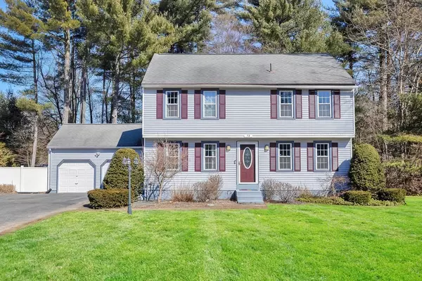 72 Tanglewood Dr, East Longmeadow, MA 01028