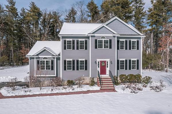 550 Boxford St, North Andover, MA 01845