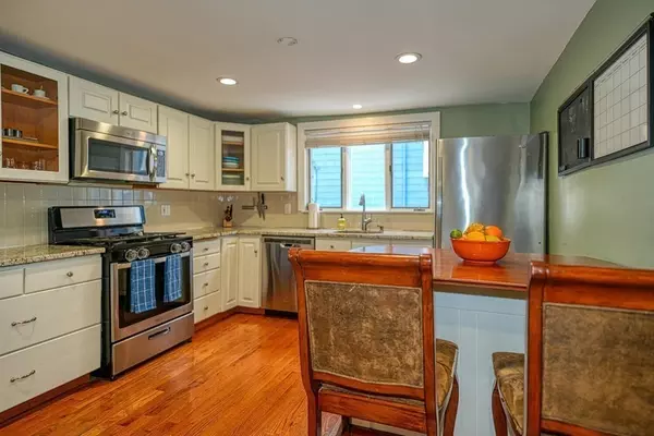 Woburn, MA 01801,7 Sturgis St