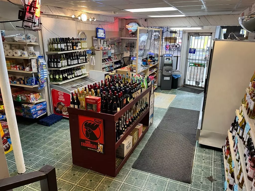 Malden, MA 02148,333 Confidential Ave