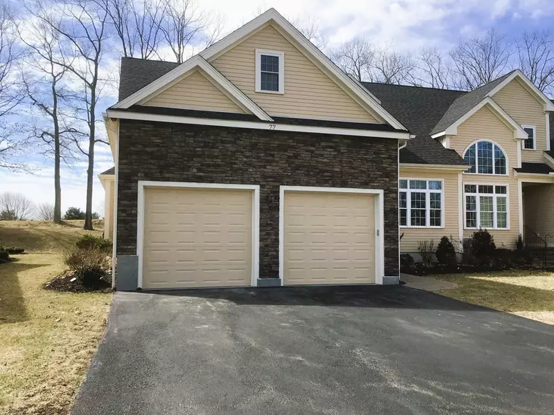 77 Fairway View Drive #104, Sutton, MA 01590