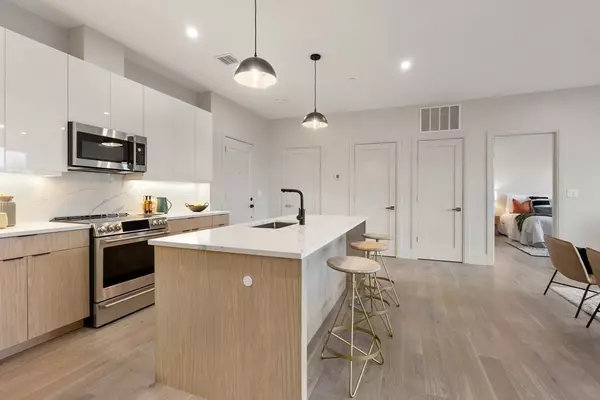 Quincy, MA 02171,85 Myrtle Street #307