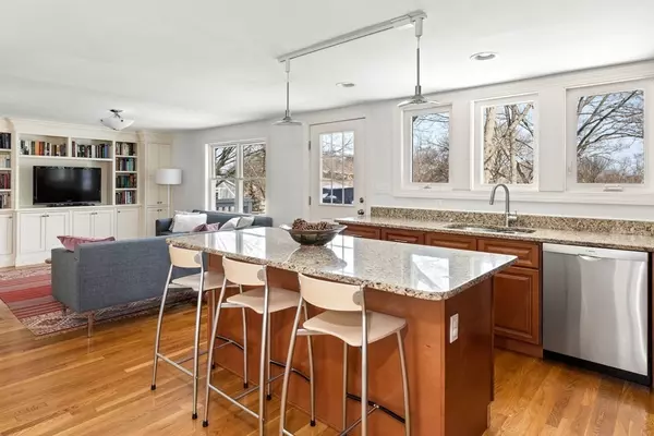 Marblehead, MA 01945,77 Garfield Street