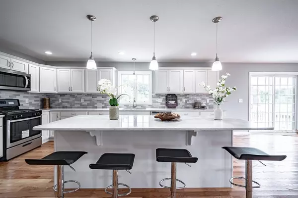 Agawam, MA 01001,11 Damato