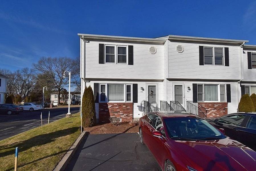 18 Pepin St #A1, West Warwick, RI 02893