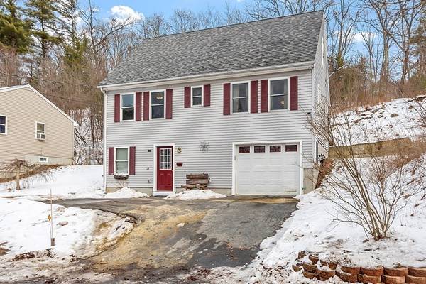 516 Cottage Street, Athol, MA 01331