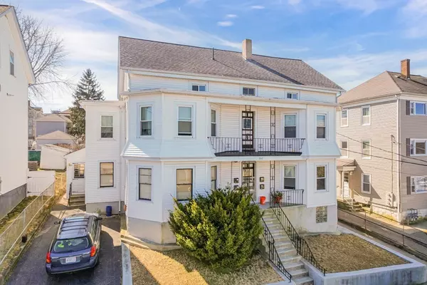 597 King Philip, Fall River, MA 02724