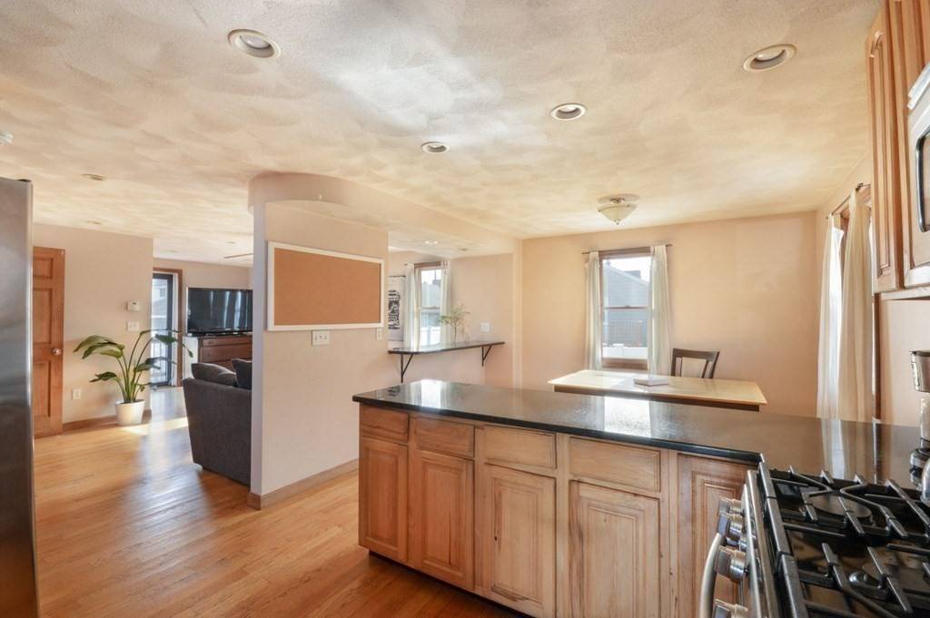 Winthrop, MA 02152,9 Elliot St