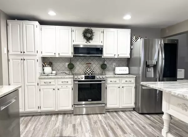 Merrimac, MA 01860,2 Flinn Ln