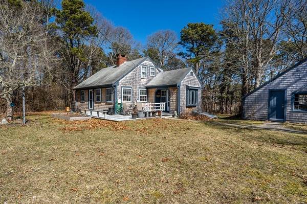 20 Mattis Dr, Yarmouth, MA 02675