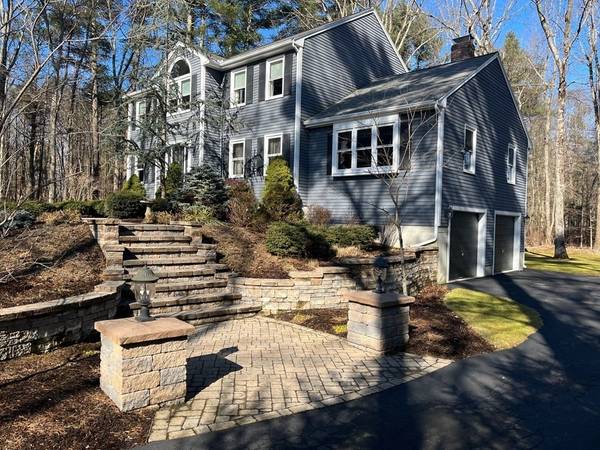 6 Longwood Circle,  Mansfield,  MA 02048