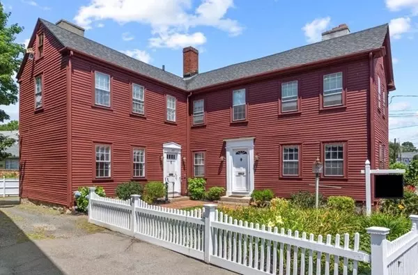 Marblehead, MA 01945,277 Washington St