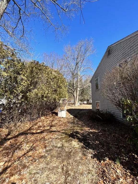 Rockland, MA 02370,282 Summer Street