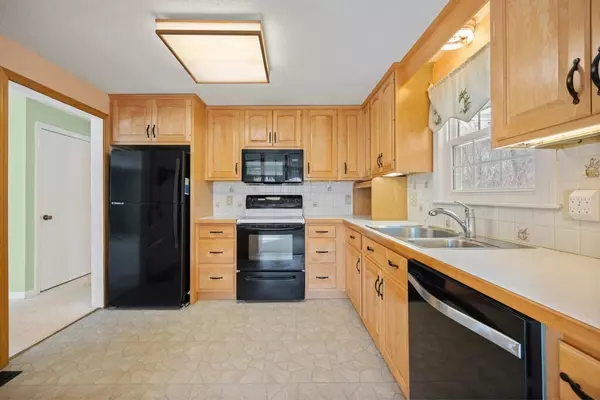 Maynard, MA 01754,7 Nancy Circle
