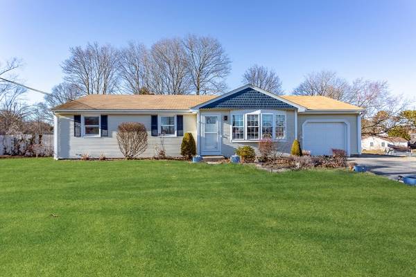 320 Anthony St, Seekonk, MA 02771