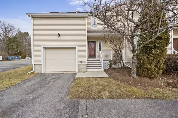 81 Gaslight Lane #81, Easton, MA 02356