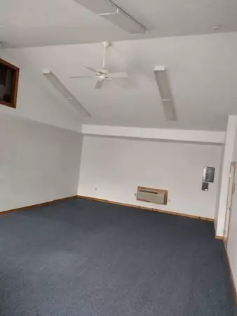 Sandwich, MA 02563,6 Merchants Rd #B3