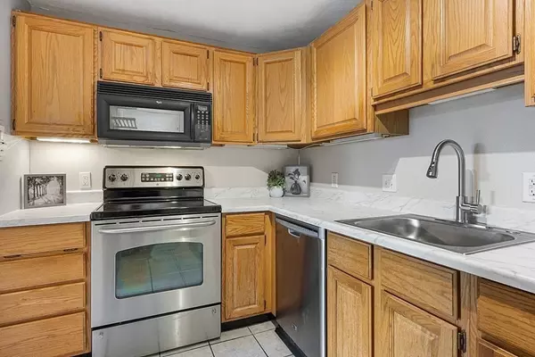 Acton, MA 01720,205 Great Rd #C1