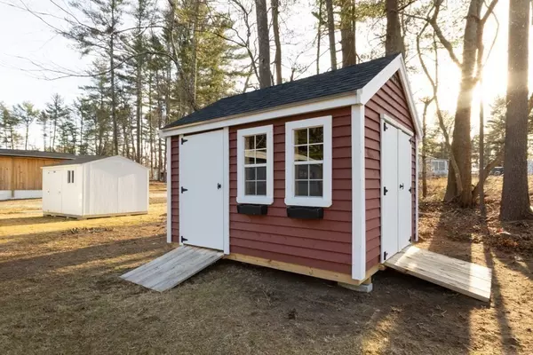 Halifax, MA 02338,40 Beechwood