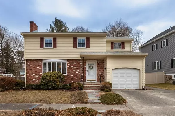 45 Elm St,  Milton,  MA 02186