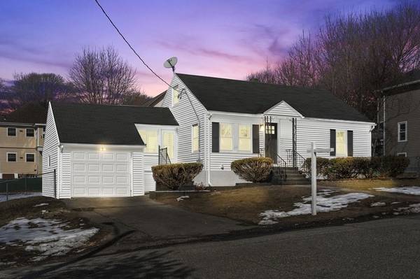 30 Troy Rd, North Andover, MA 01845