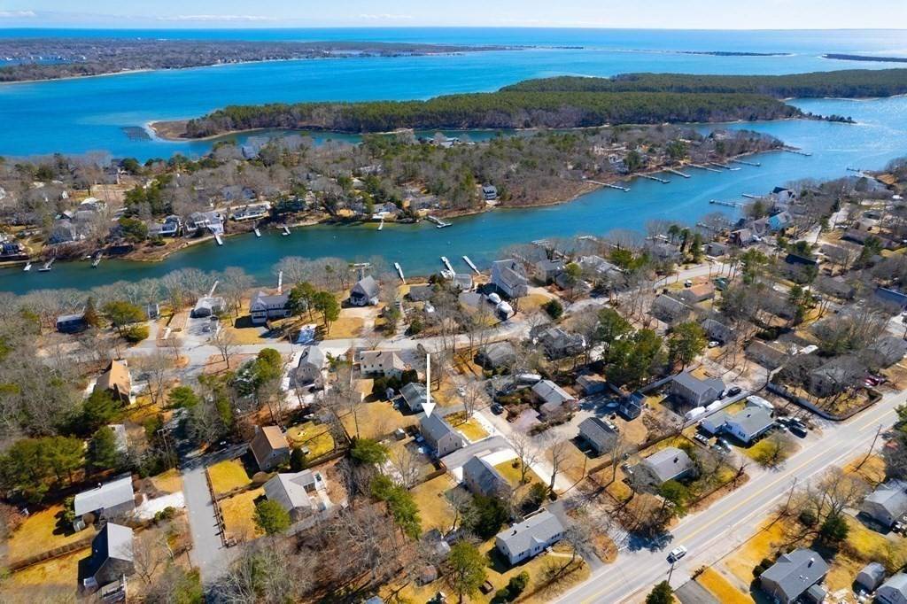 Falmouth, MA 02536,32 Yale Dr