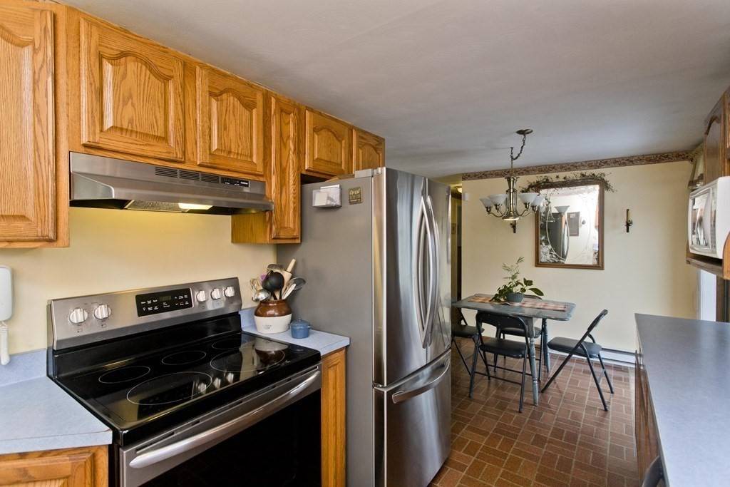 Chicopee, MA 01020,22 Keyes Drive