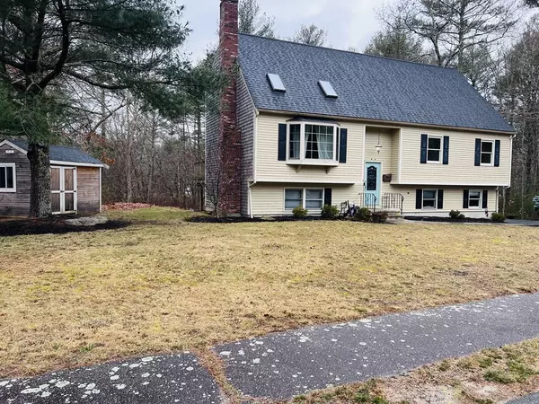 Wareham, MA 02576,4 Old Plate Rd