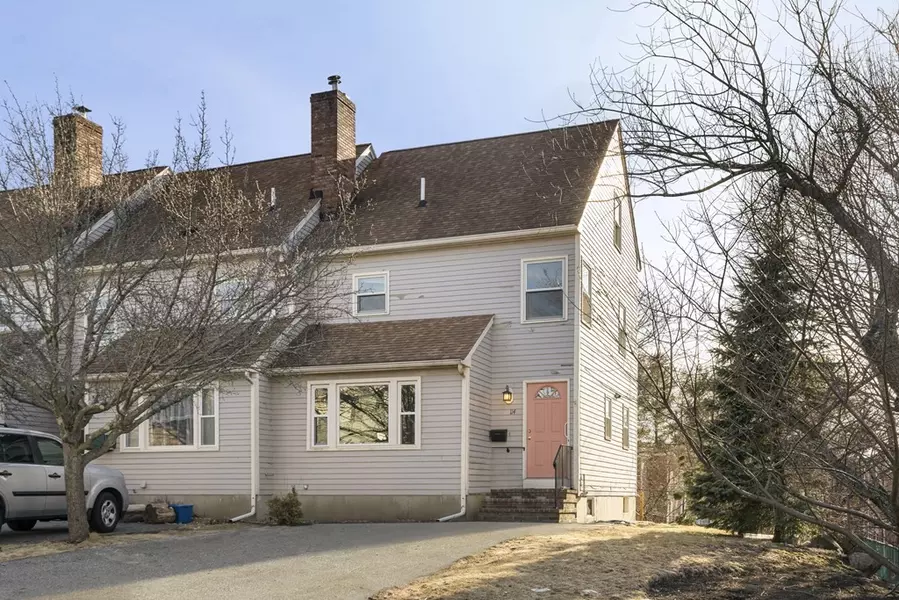 114 Farrell Court #114, Marblehead, MA 01945