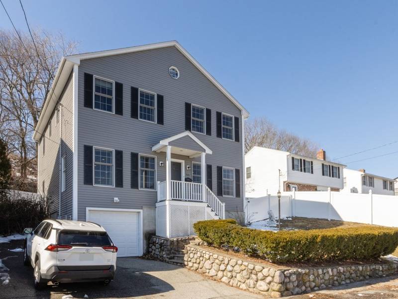 55 Savin St, Medford, MA 02155