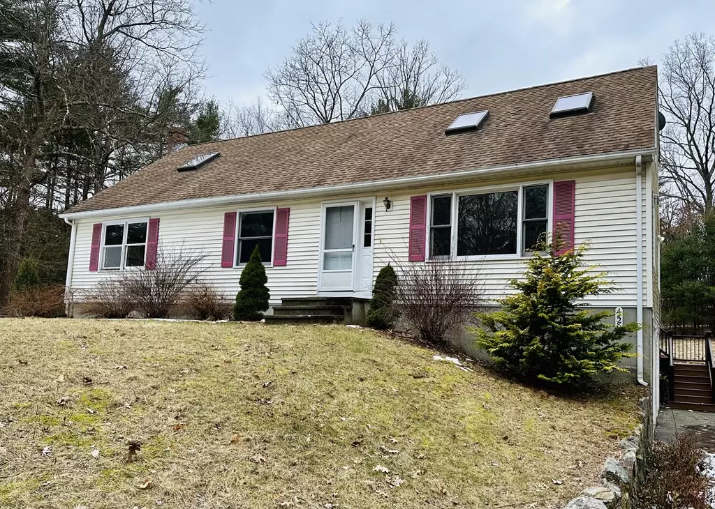 Belchertown, MA 01007,458 Bardwell St