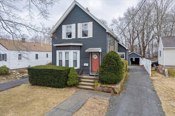 102 W High St, Avon, MA 02322