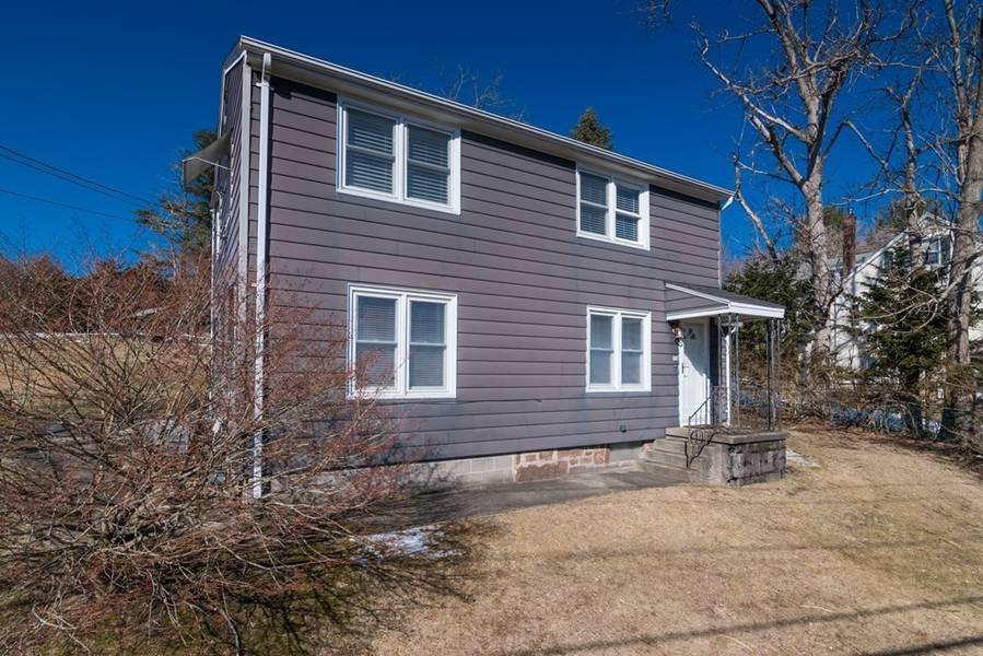 182 Pleasant St, East Longmeadow, MA 01028