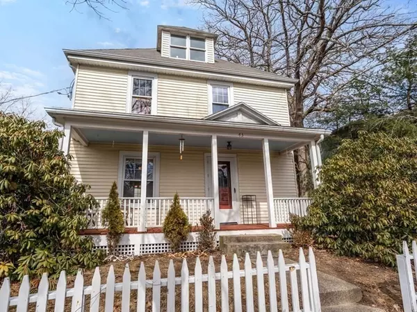 43 Pennsylvania Ave, Newton, MA 02464