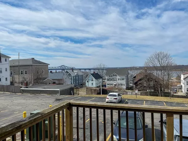 Fall River, MA 02720,68 Prospect St #C
