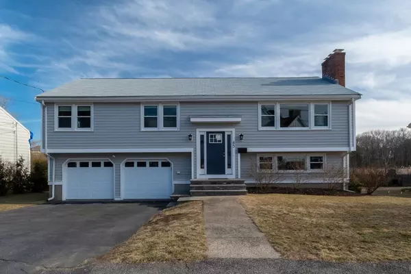 43 Glover Road, Needham, MA 02494