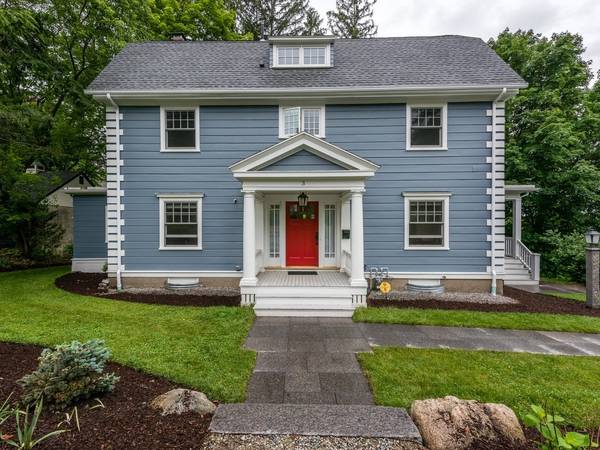 3 Summit Ave, Winchester, MA 01890