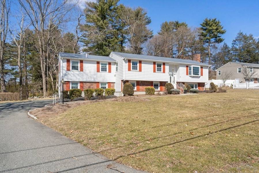 11 Jeffrey Road, Canton, MA 02021