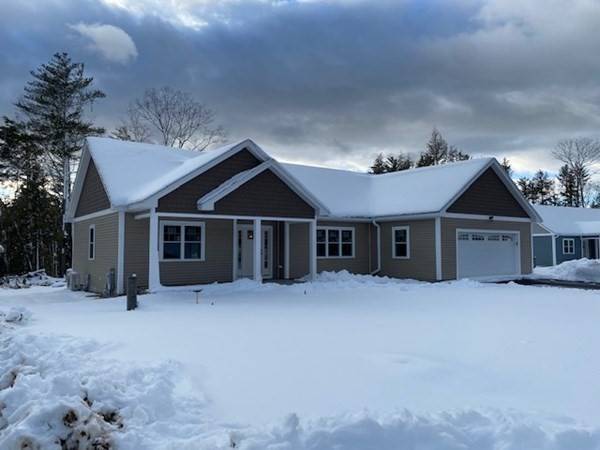 48 Benwoods Dr, Athol, MA 01331