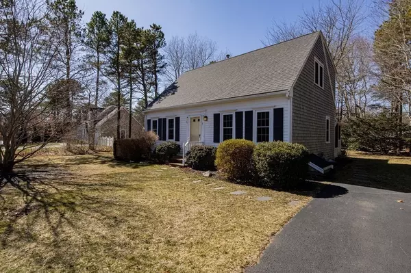 Sandwich, MA 02537,7 Sheriffs Ln