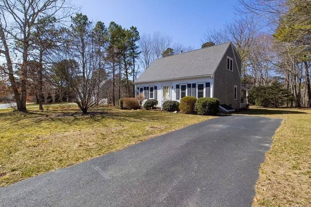 Sandwich, MA 02537,7 Sheriffs Ln